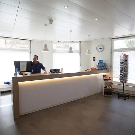 City Hostel Geneva Ostello